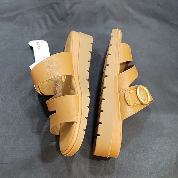 BRAND NEW BARESTRAPS ADJUSTABLE BUCKLE DOUBLE STRAP OPEN TOE SANDAL - Picture 4 of 15